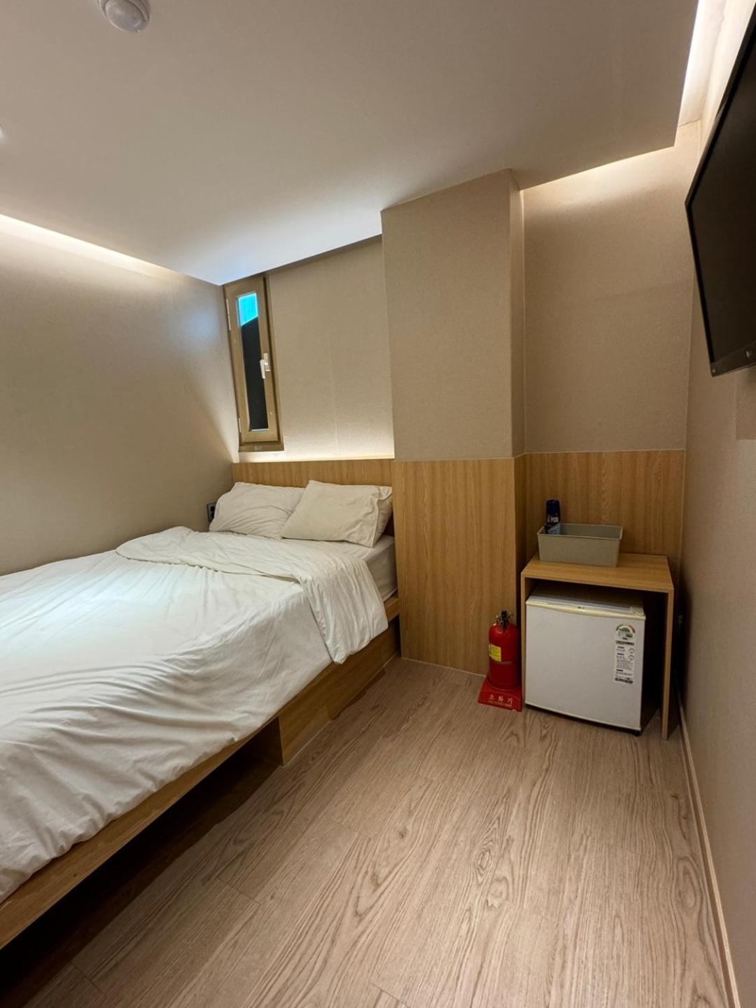 Well Plus Guest House Сеул Екстер'єр фото