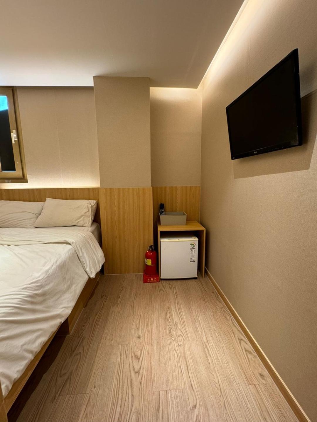 Well Plus Guest House Сеул Екстер'єр фото